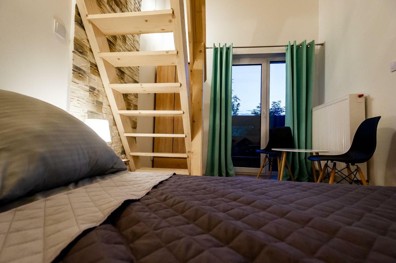 Apartament Podmagura シュチルク エクステリア 写真